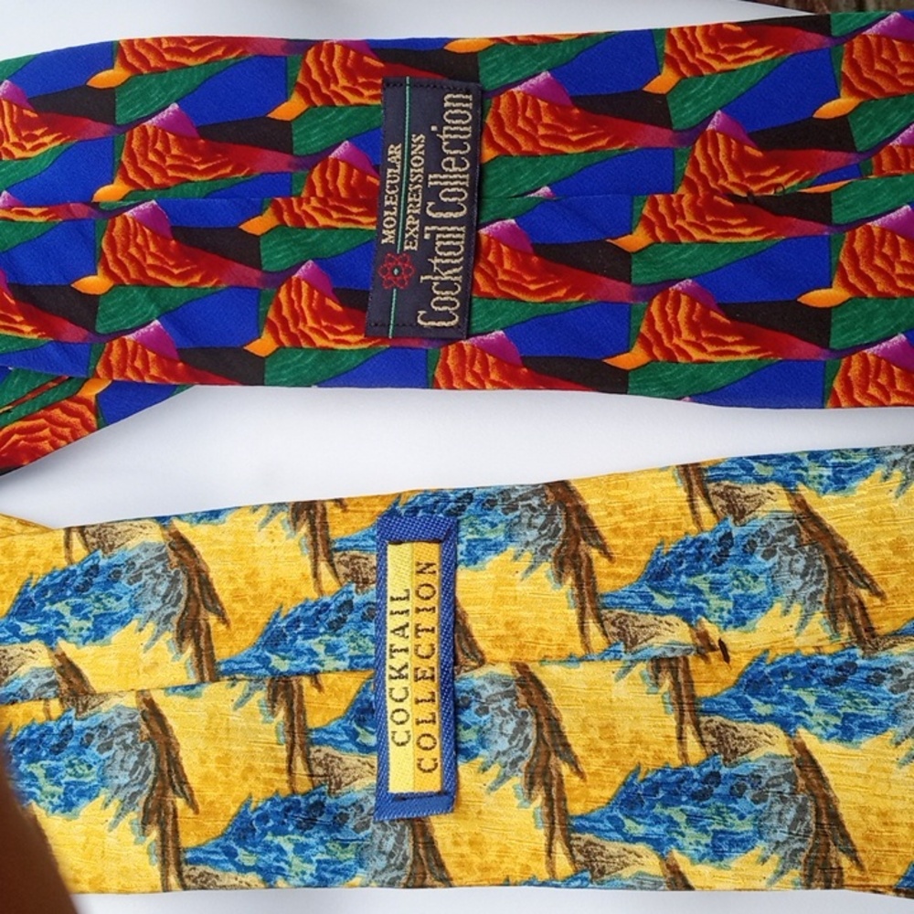 2 Vintage Cocktail Collection neckties